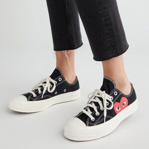Comme des Garcons Black  & Converse - White Heart Sneakers - size W9/M7  NEW